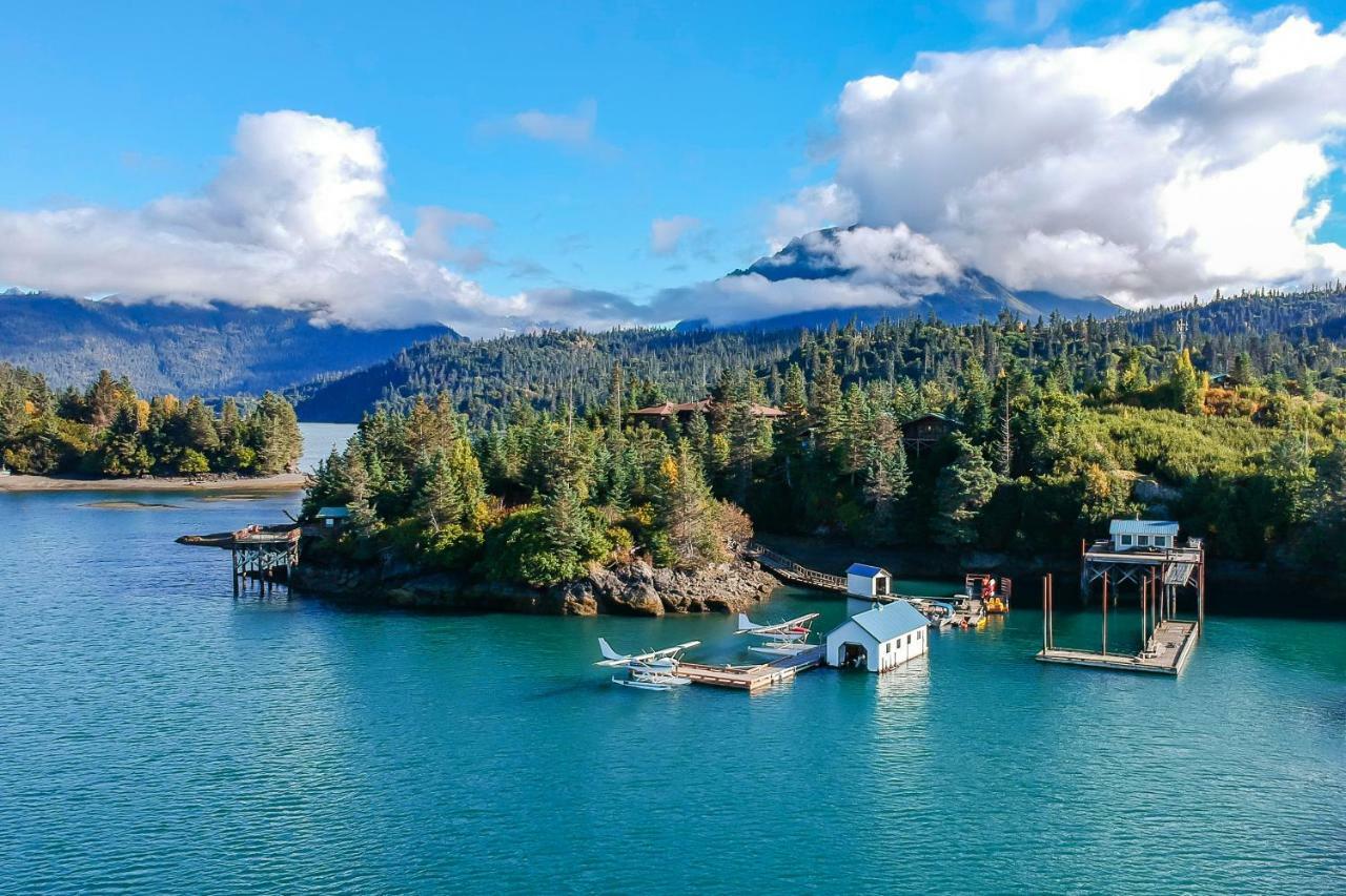 Stillpoint Lodge - All-Inclusive Halibut Cove Eksteriør billede